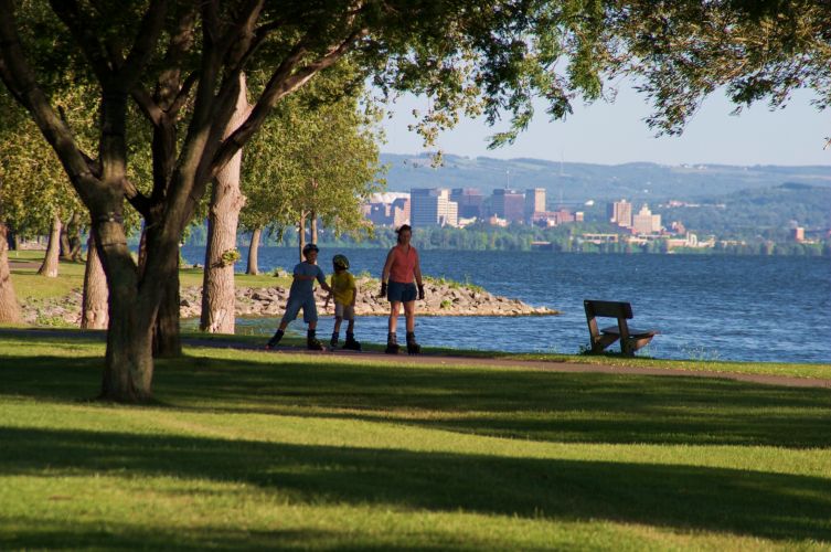 Onondaga Lake Parkway, Syracuse, NY Onondaga Lake Parkway, Syracuse, NY